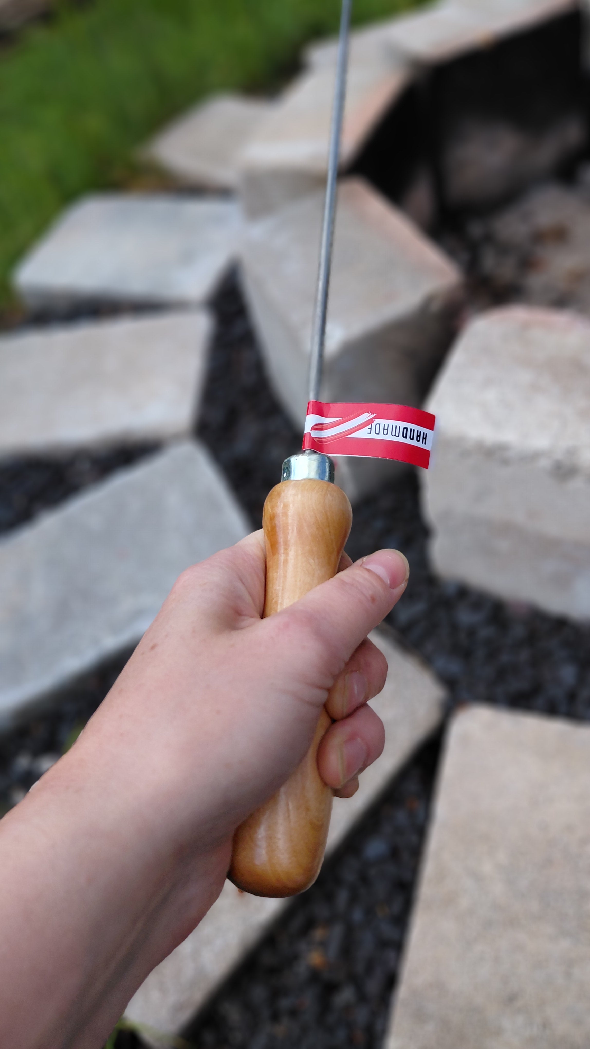 BBQ-Spieß 80 cm für Kinder – sicherer Abstand zur Flamme beim Lagerfeuer